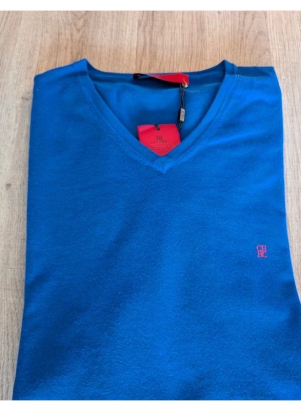 Carolina Herrera Blue V-Neck Sweater new with tags size XL